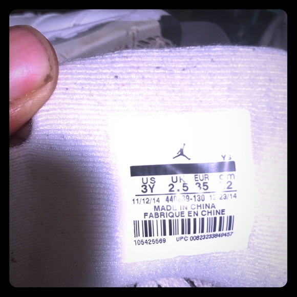 Jordan 5s - Picture 4 of 4